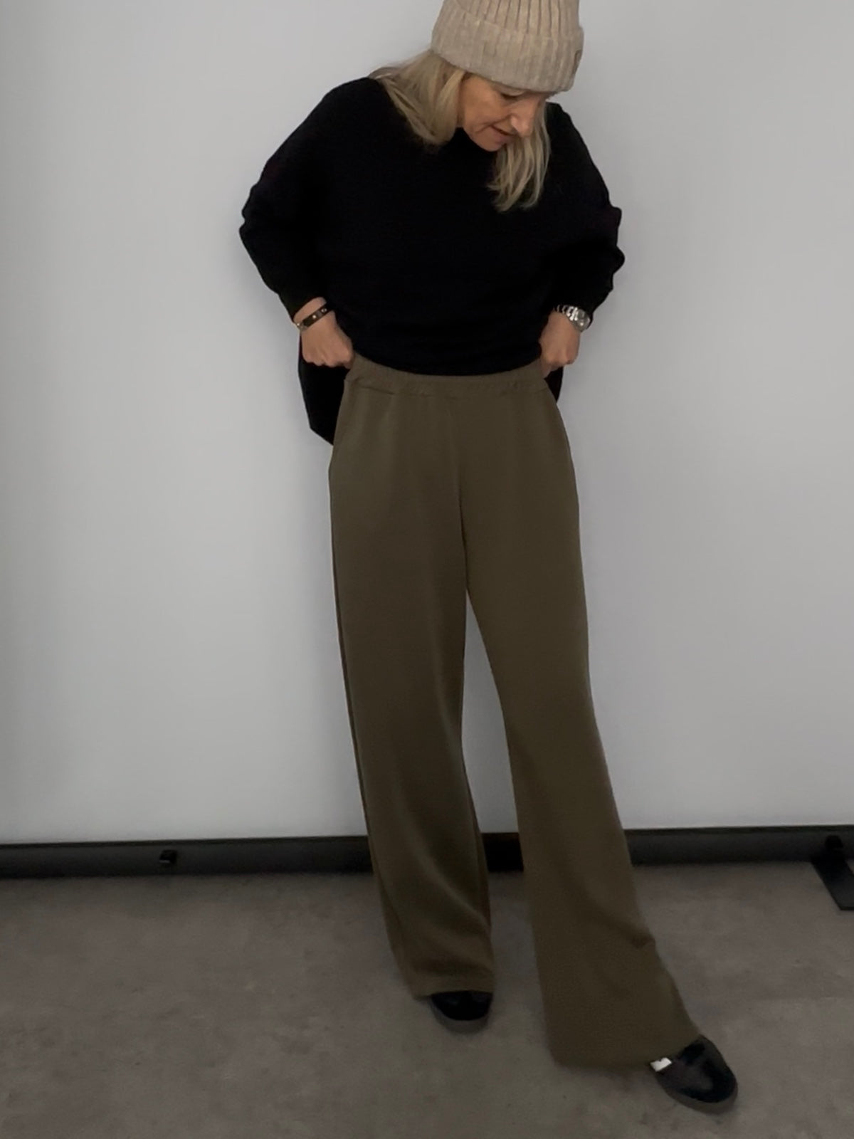 Hose Tessy in 2 Farben, Schwarz oder Grün