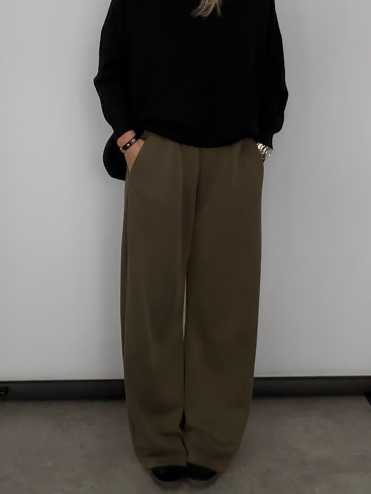 Hose Tessy in 2 Farben, Schwarz oder Grün