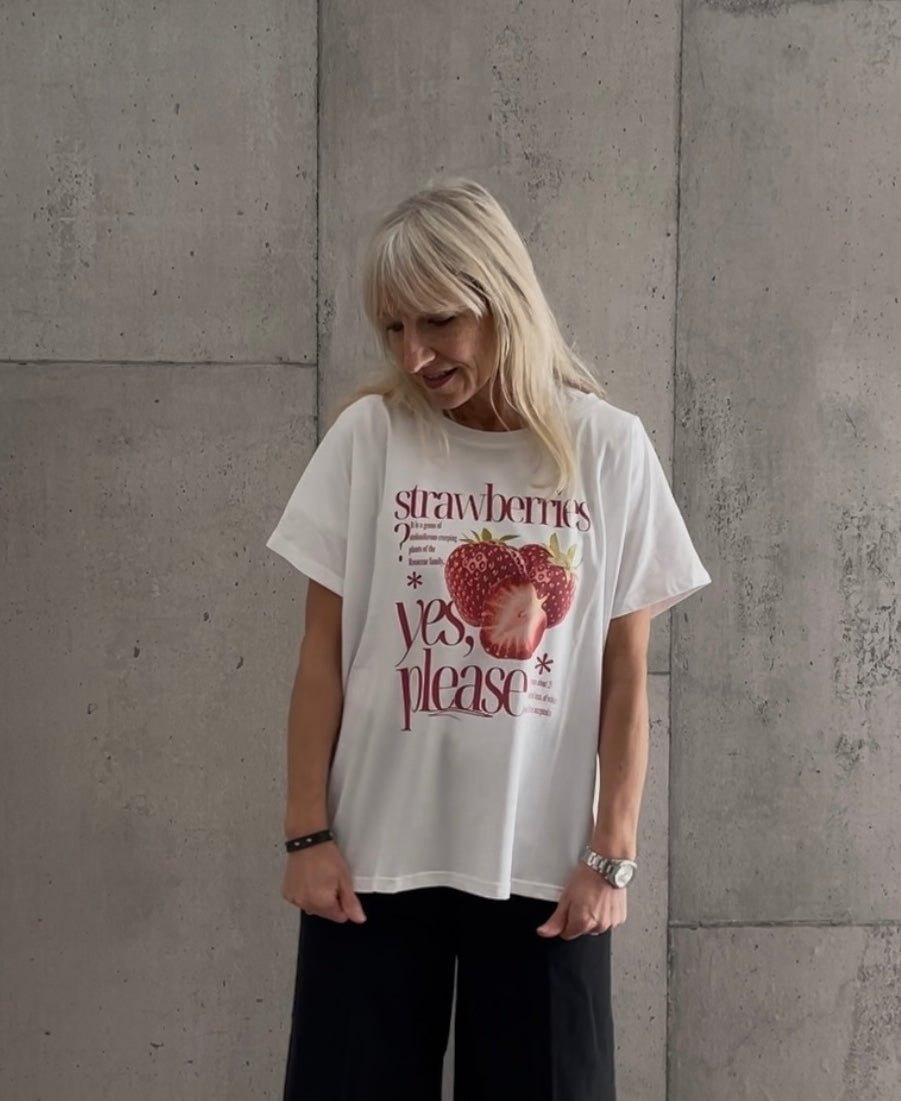 T-Shirt Isa mit Aufdruck Erdbeere