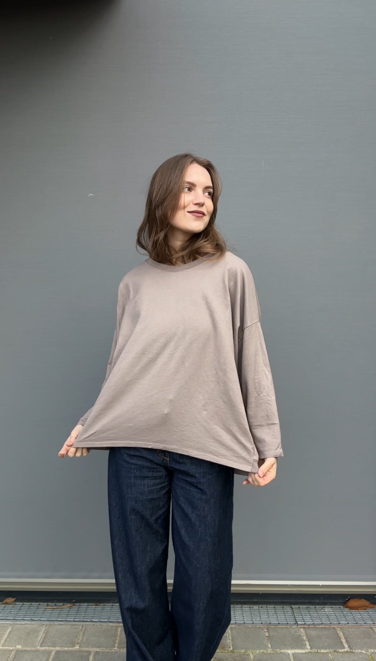 Sweatshirt Kate Nr. 1 in Taupe