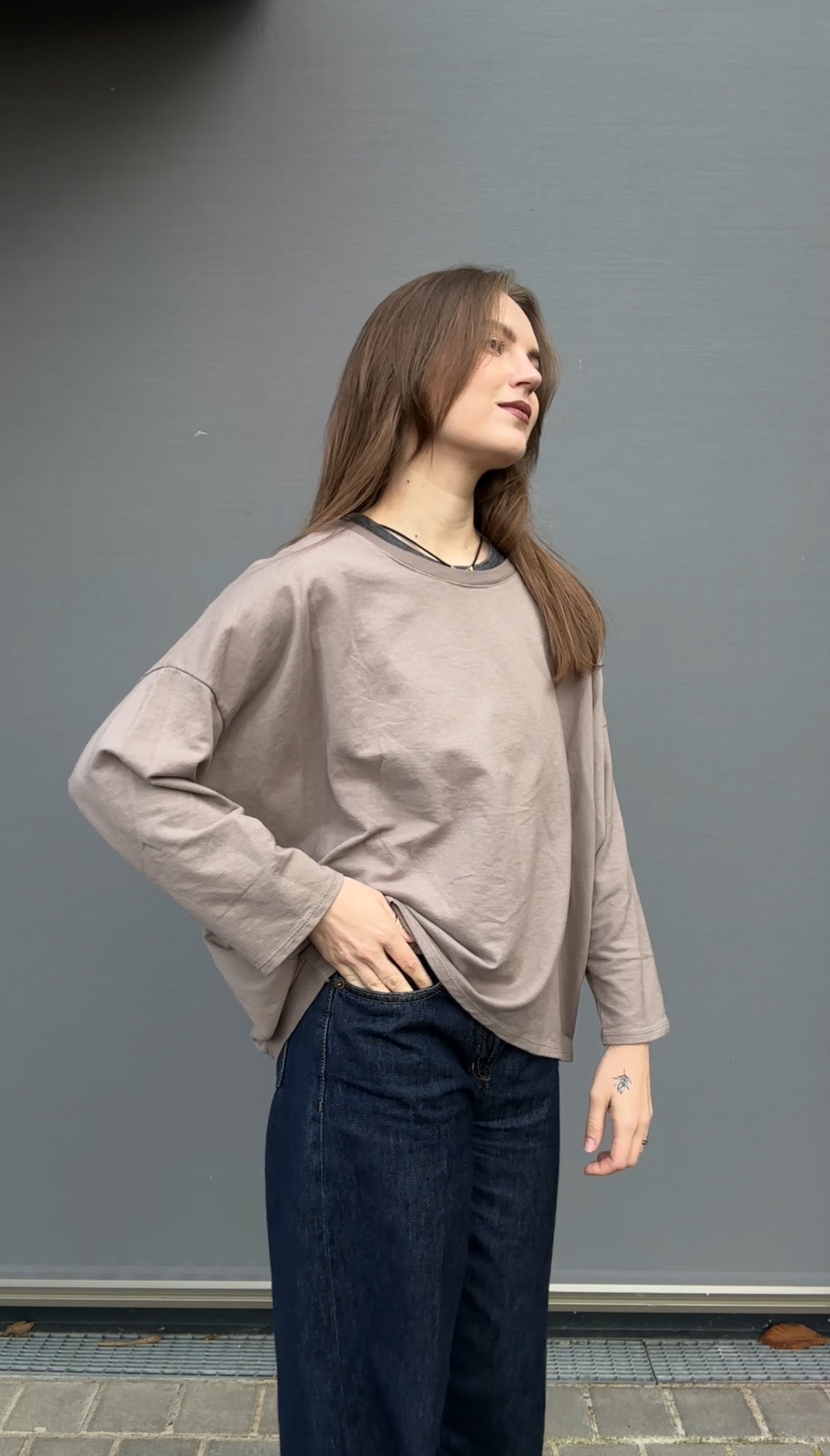 Sweatshirt Kate Nr. 1 in Taupe