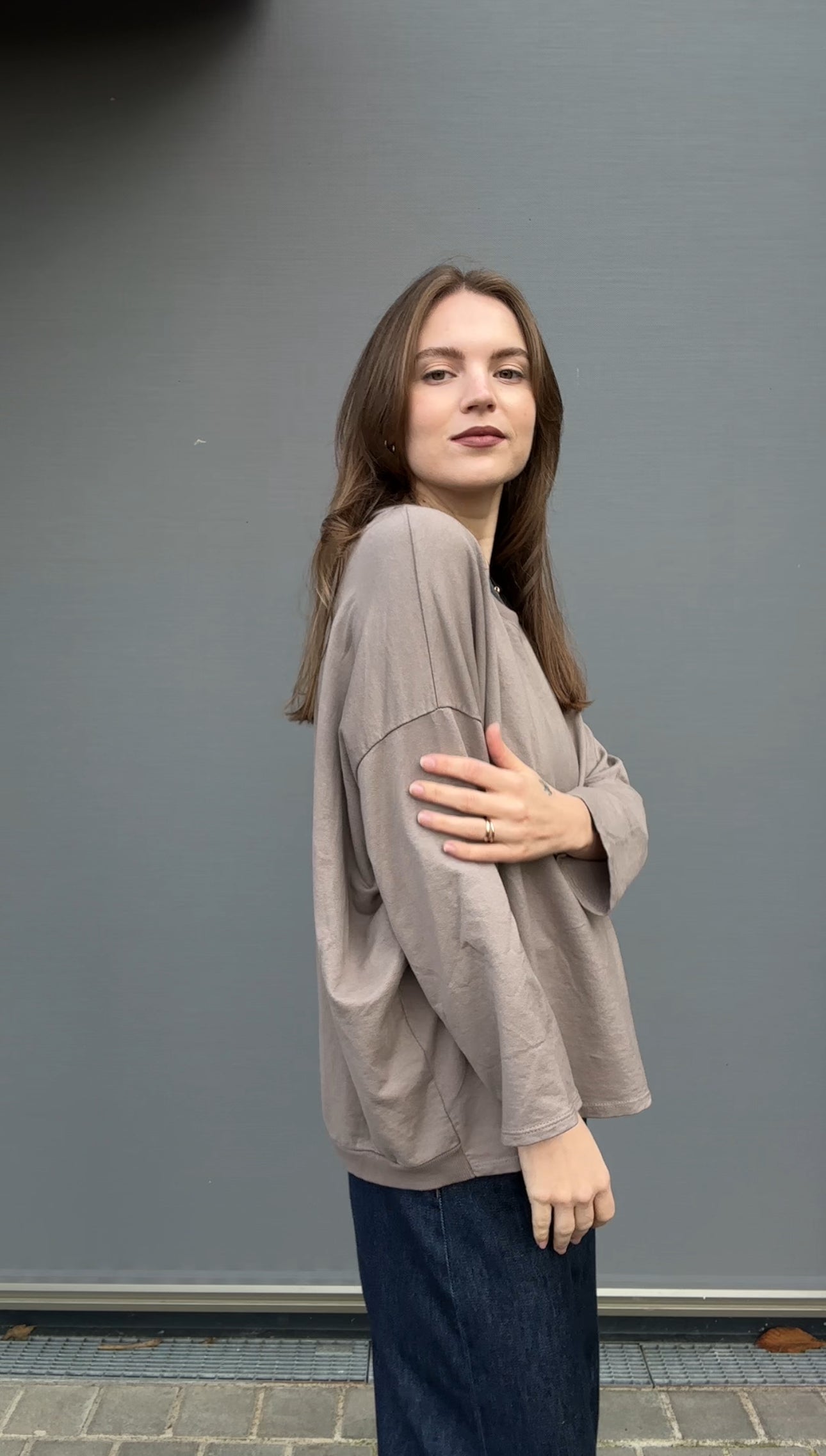 Sweatshirt Kate Nr. 1 in Taupe