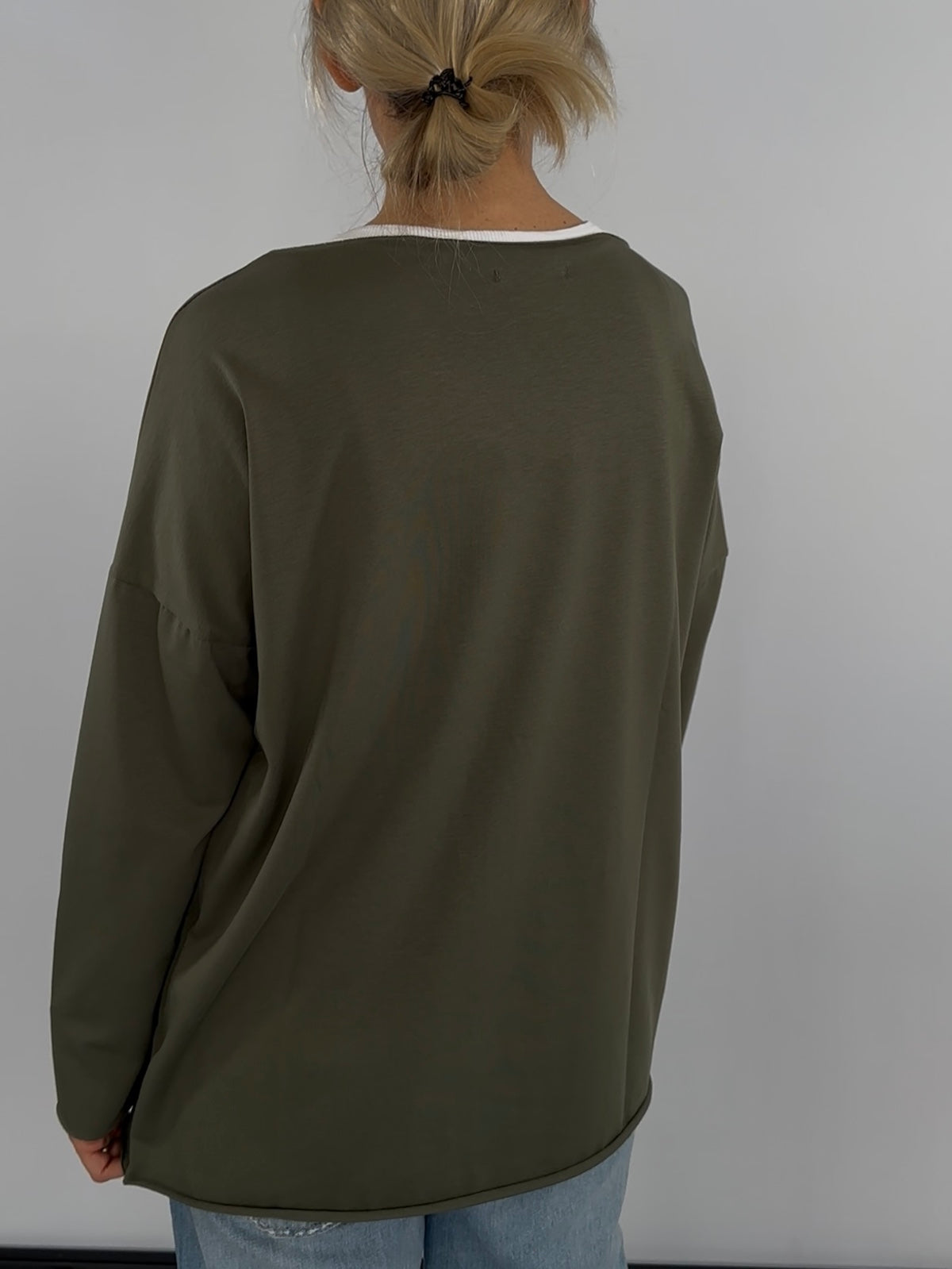 Basic Shirt Sandra in Grün