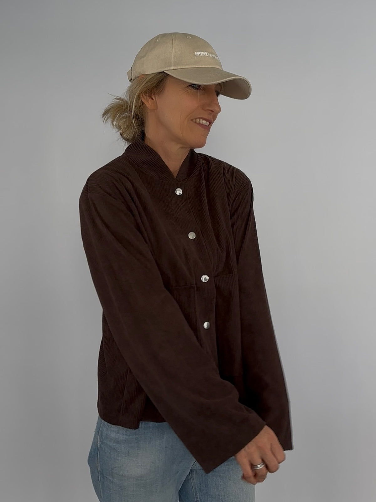 Cordjacke Cordula in Braun