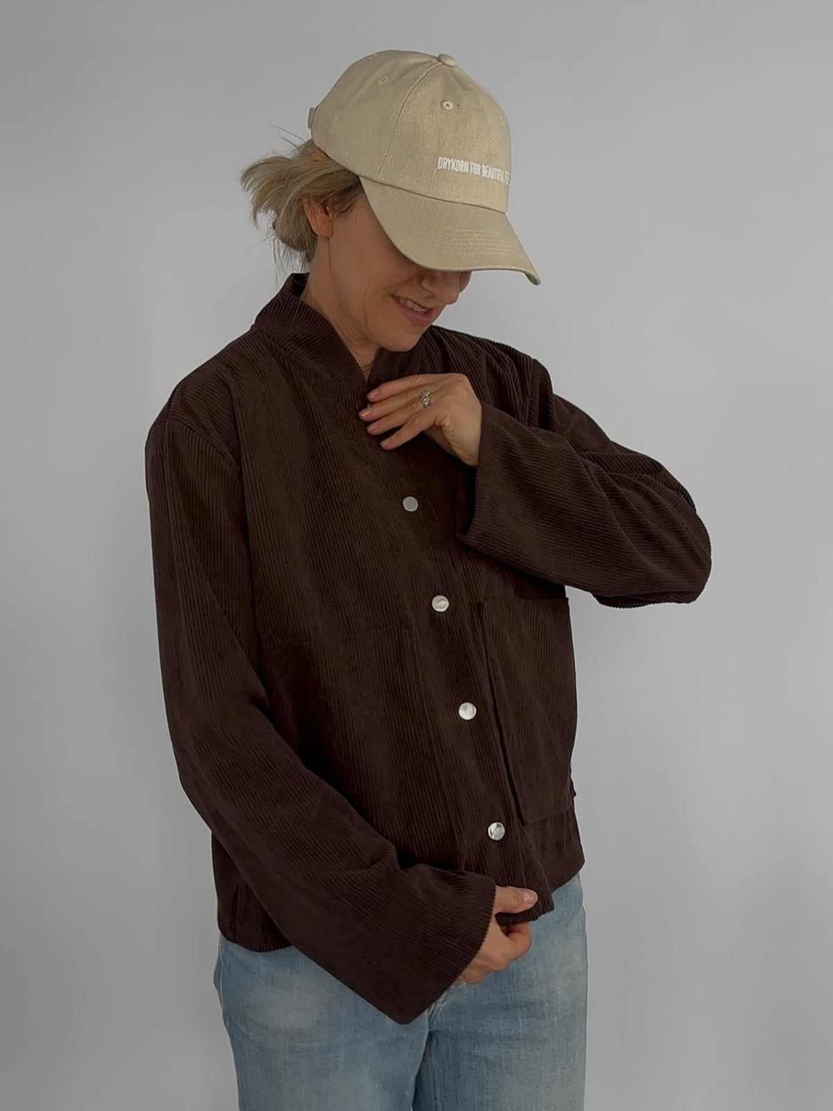Cordjacke Cordula in Braun