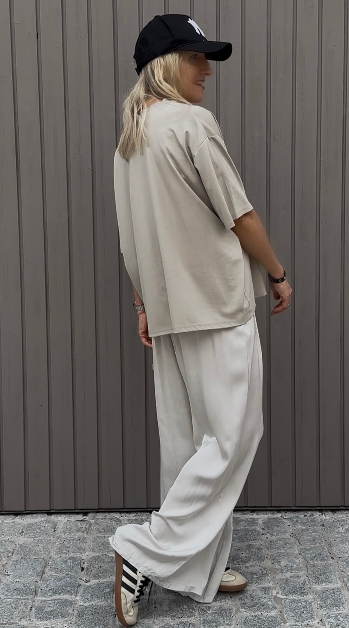T-Shirt Victoria in Stone