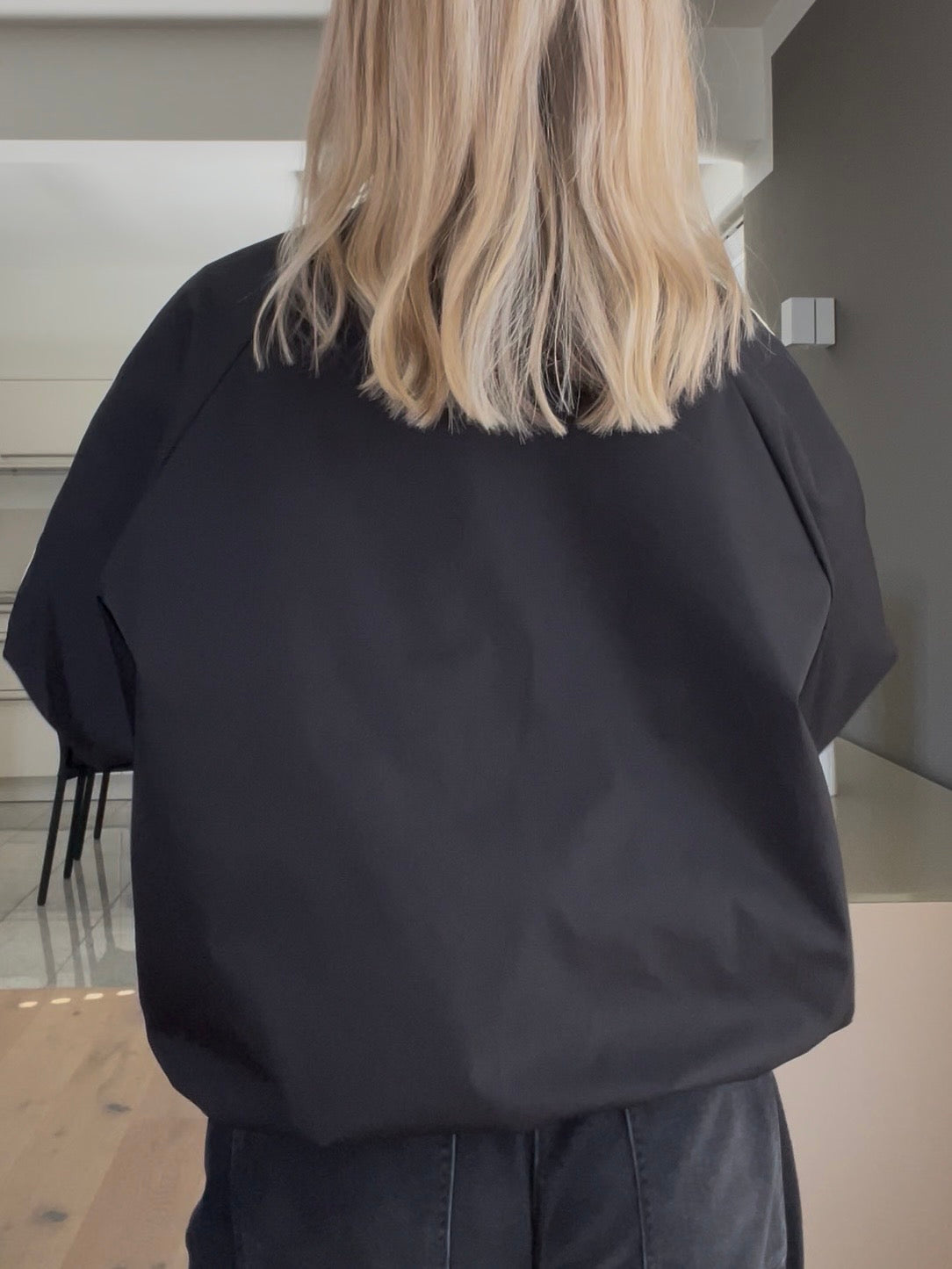 Jacke Adi in Schwarz